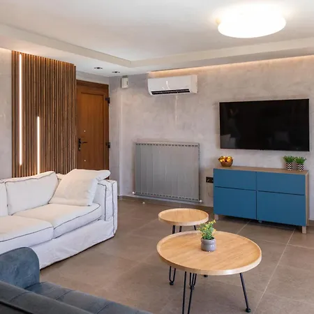 Daire Ilios Luxury Nea Iraklitsa