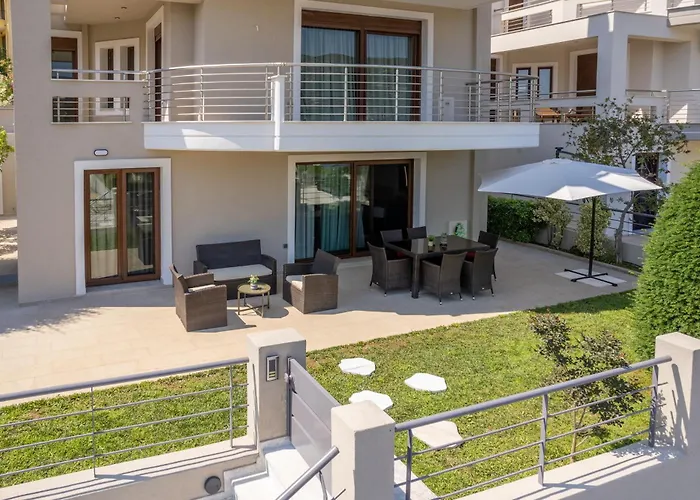 Ilios Luxury Apartmán Nea Iraklitsa